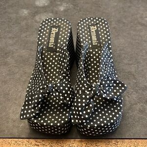 DEMONIA VINTAGE POLKA DOT BOW PLATFORM SLIDE SANDALS ROCKABILLY Y2K  7.5